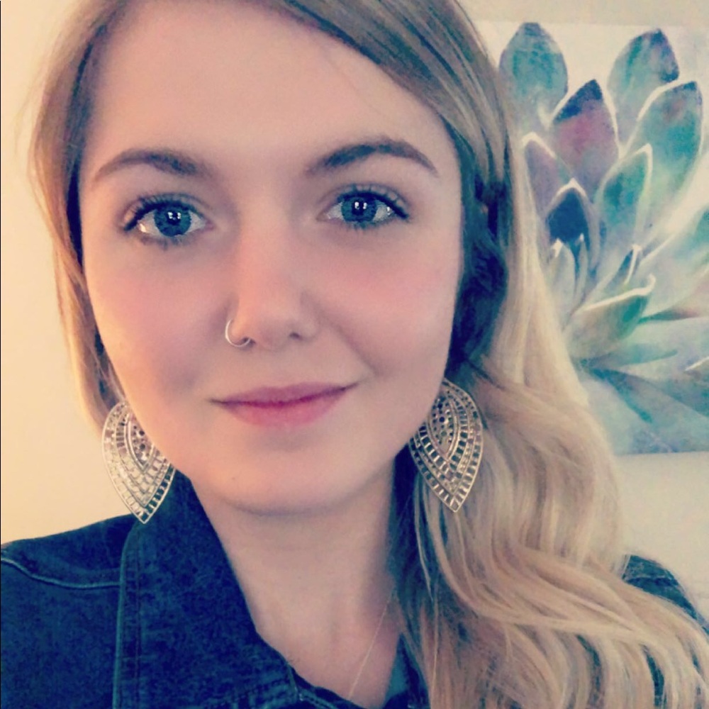 Meet your Posher, Megan